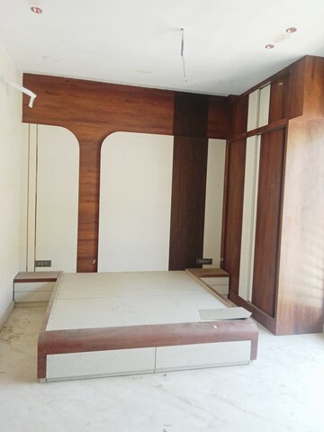 Bedroom in 6 BHK Independent House at Nirman Nagar – for Sale