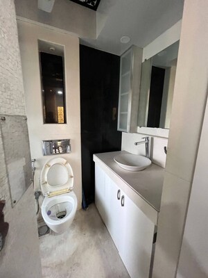 Master Bedroom in 3 BHK Apartment at Lodha Luxuria, Majiwada – for Rent