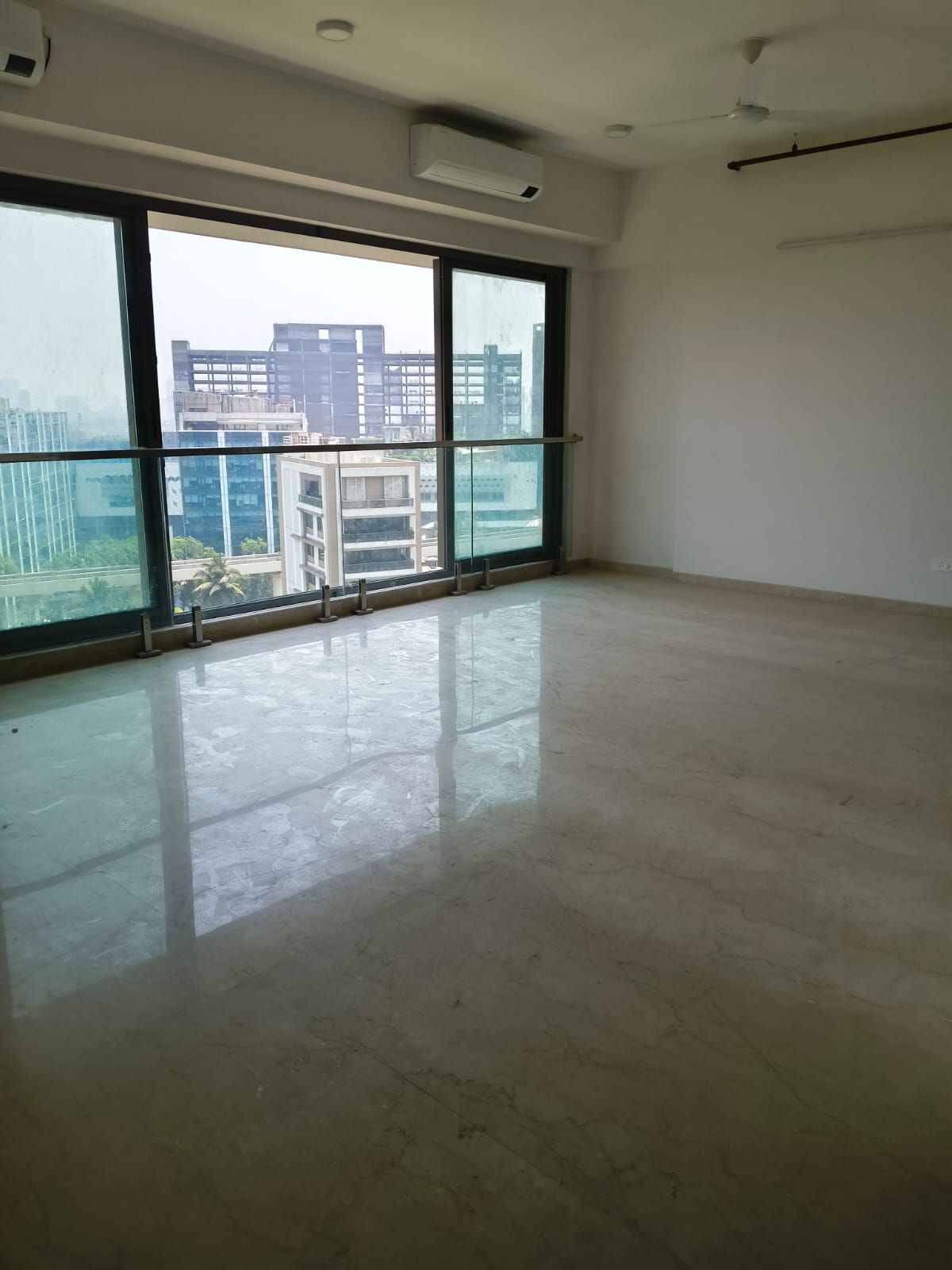 3 BHK + Servant Room Apartment For Rent in Kalpataru Magnus