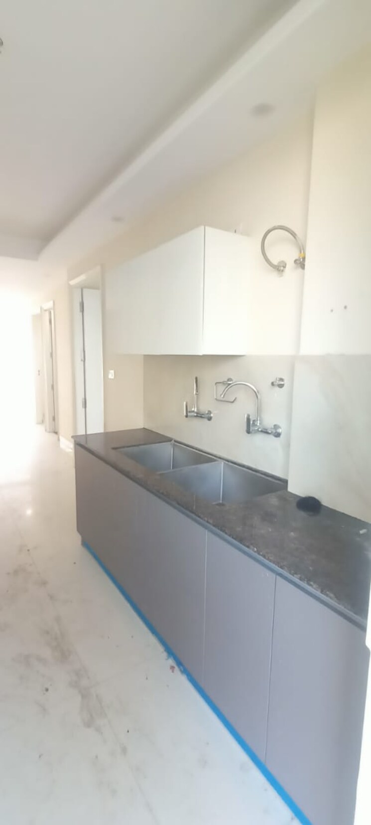 Kitchen, skylar-homes 3 Bedroom 1885 Sq.Ft. Apartment In Patiala Road Zirakpur 9479092