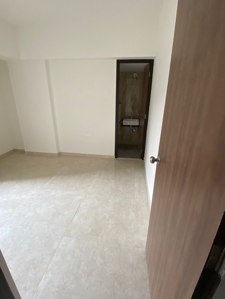 Room, lodha-amara 2 Bedroom 672 Sq.Ft. Apartment In Kolshet Road Thane 9479100