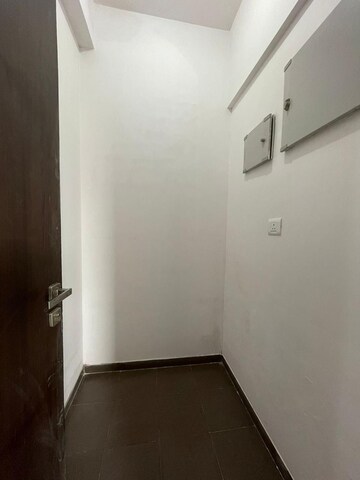 Room in 2 BHK Apartment at Lodha Splendora, Ghodbunder Road – for Rent