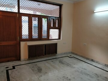 3 BHK Builder Floor For Rent in Jangpura