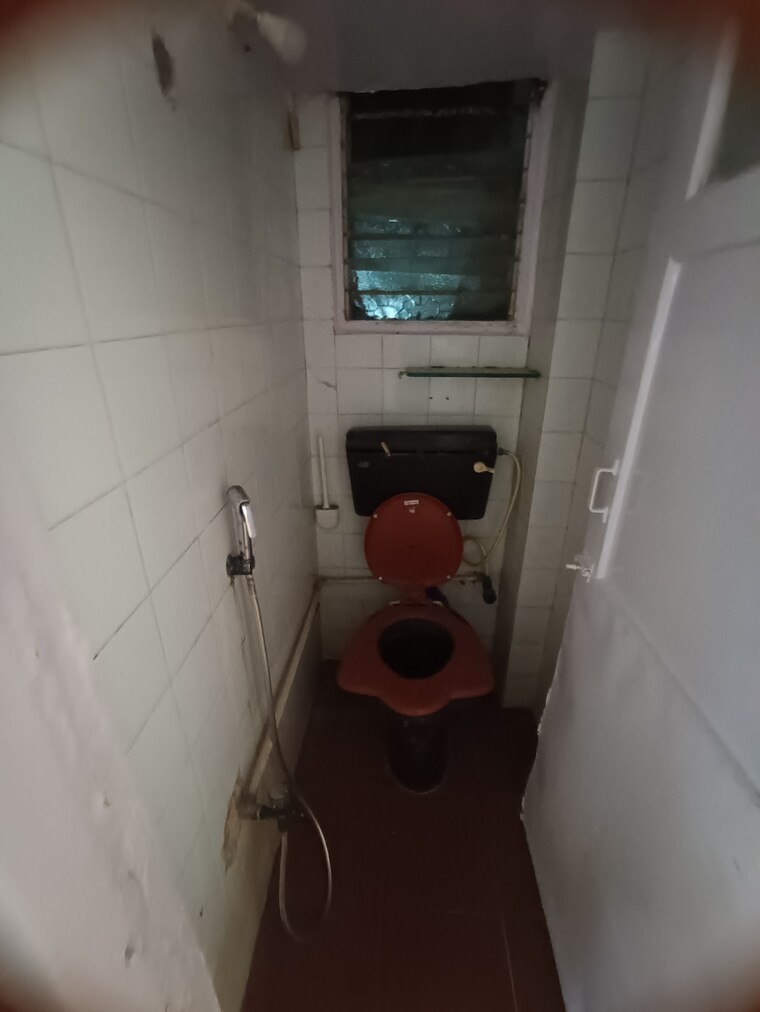 Bathroom, rishikesh-chs 1 Bedroom 550 Sq.Ft. Apartment In Malad West Mumbai 9479138