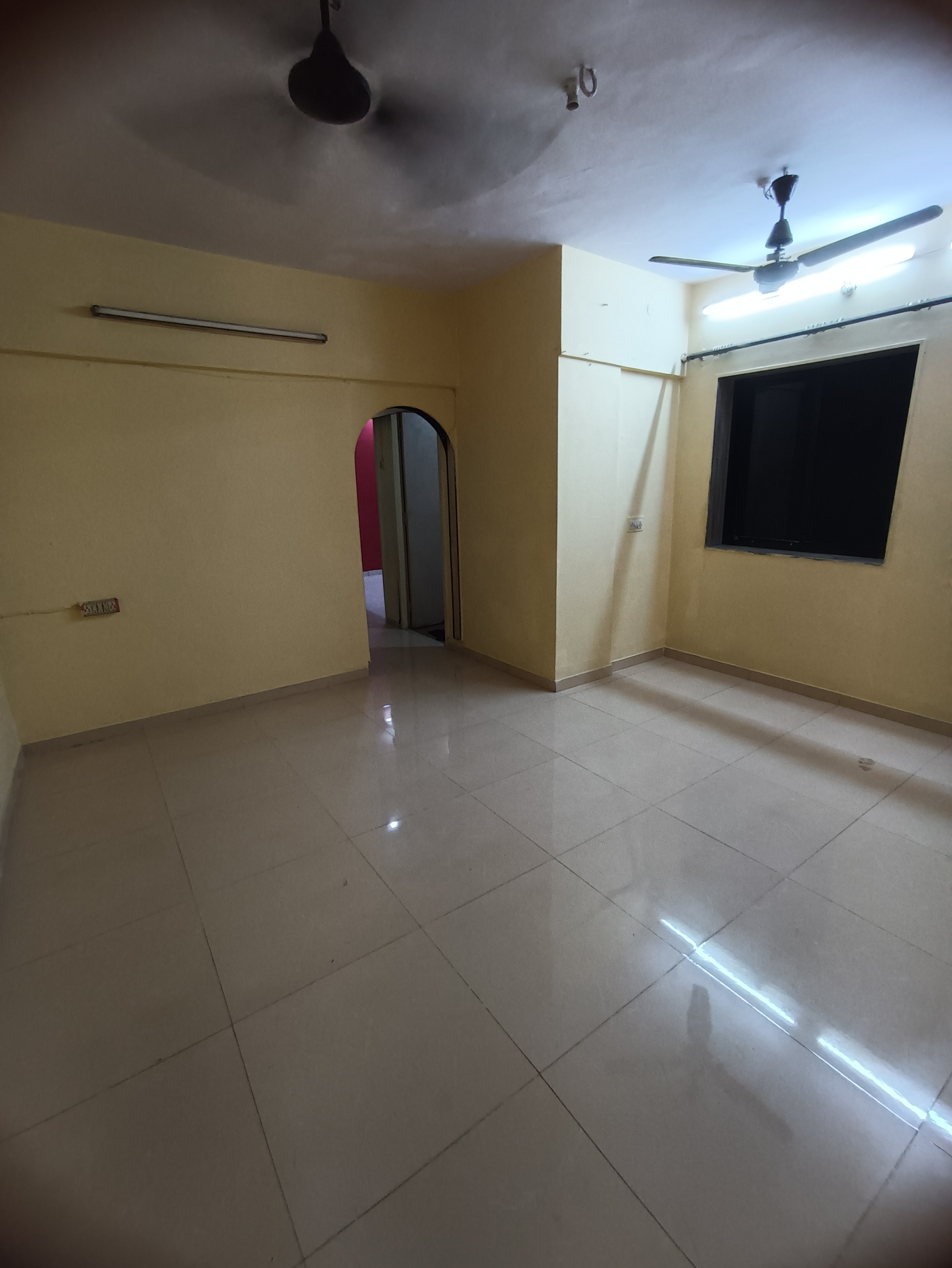 2 BHK Apartment For Rent in Rose Manor