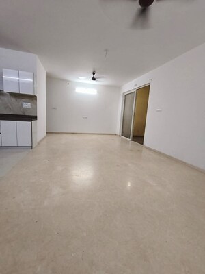 Room in 2 BHK Apartment at Ganga Platino, Kharadi – for Rent