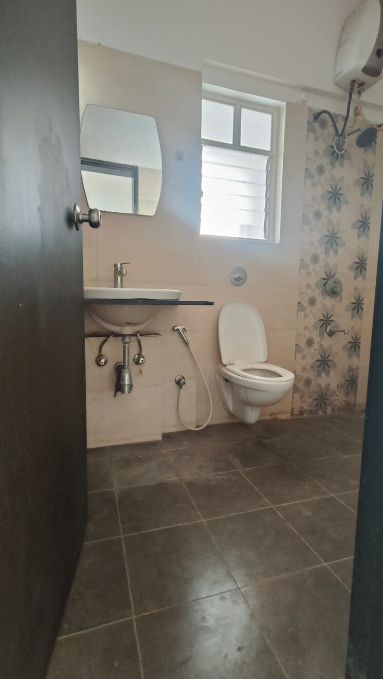 Bathroom, kolte-patil-langston 2 Bedroom 1162 Sq.Ft. Apartment In Kharadi Pune 9479175