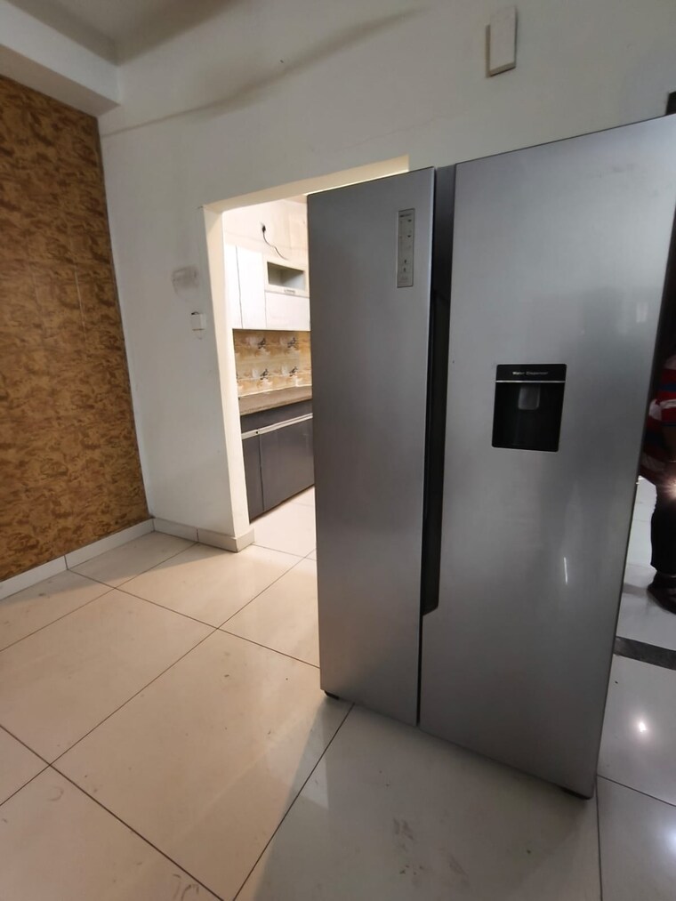 Room, dhakoli 3 Bedroom 150 Sq.Yd. Builder Floor In Dhakoli Zirakpur 9479201