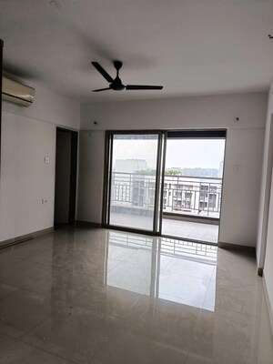 Room in 3 BHK Apartment at Brahma F Residences, Kalyani Nagar – for Rent