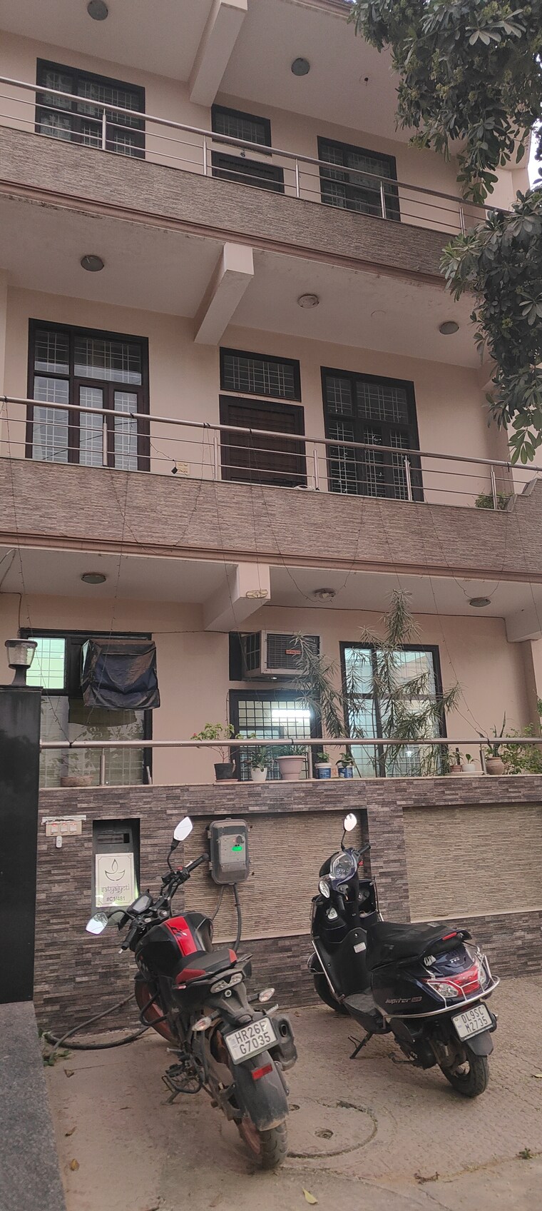 Exterior View, palam-vihar-residents-association 6 Bedroom 2500 Sq.Ft. Independent House In Palam Vihar Gurgaon 9479222