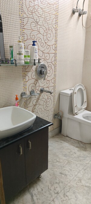Bathroom in 6 BHK Independent House at Palam Vihar Residents Association, Palam Vihar – for Sale