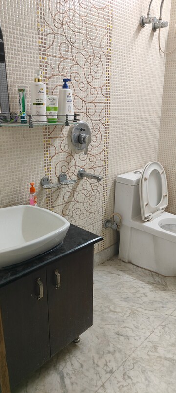 Bathroom in 6 BHK Independent House at Palam Vihar Residents Association, Palam Vihar – for Sale