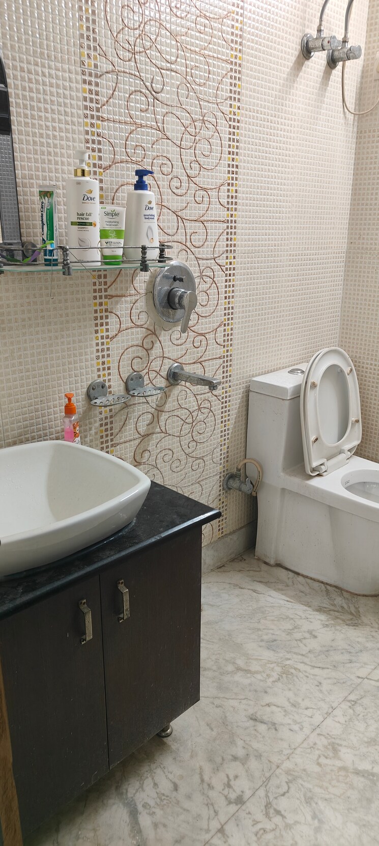 Bathroom, palam-vihar-residents-association 6 Bedroom 2500 Sq.Ft. Independent House In Palam Vihar Gurgaon 9479222