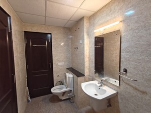 Bathroom in 3 BHK Builder Floor at Omaxe The Resort, South Mullanpur – for Sale