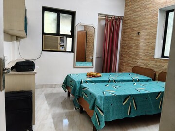 Bedroom in 2 BHK Apartment at Neminath Palace, Santacruz East – for Rent