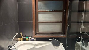 Furnished Amenities in 3 BHK Apartment at Tata Primanti Phase 2, Sector 72 – for Rent