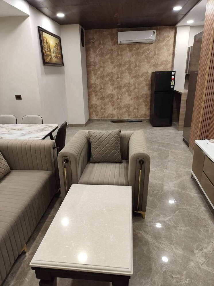 Living Room, dlf phase i 2 Bedroom 2025 Sq.Ft. Builder Floor In Dlf Phase I Gurgaon 9479320