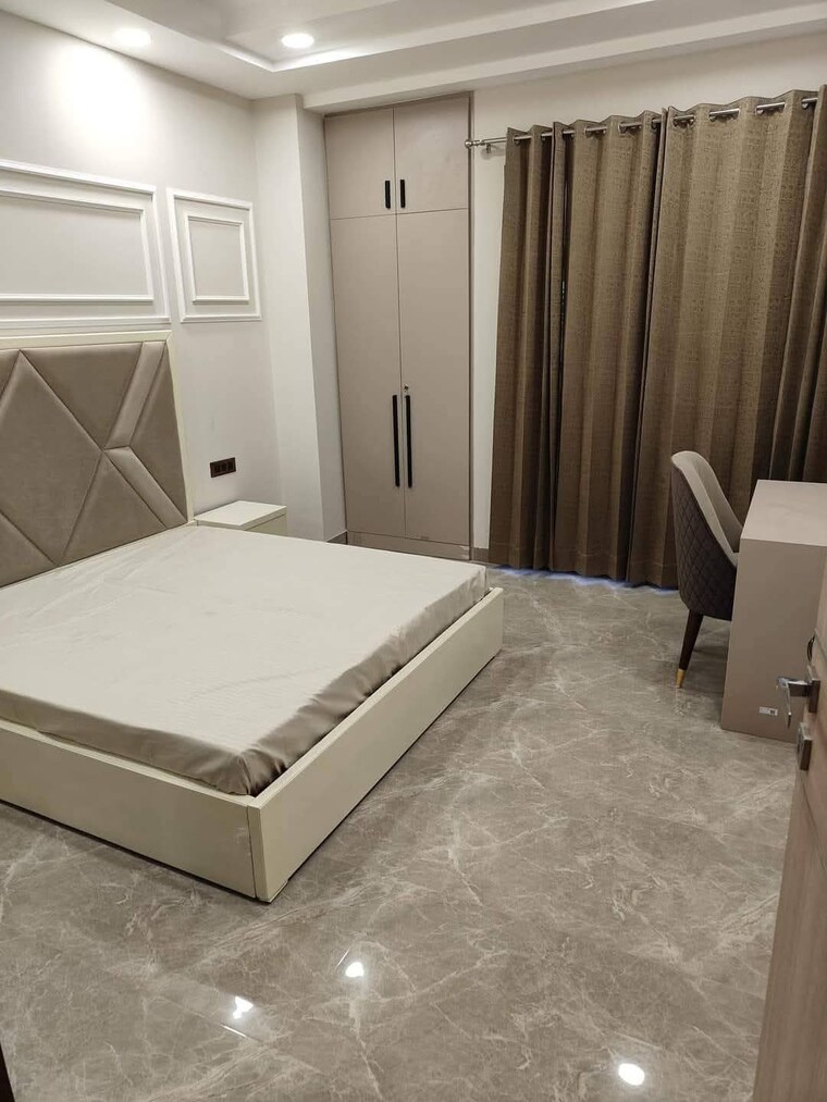 Bathroom, dlf phase i 2 Bedroom 2025 Sq.Ft. Builder Floor In Dlf Phase I Gurgaon 9479320