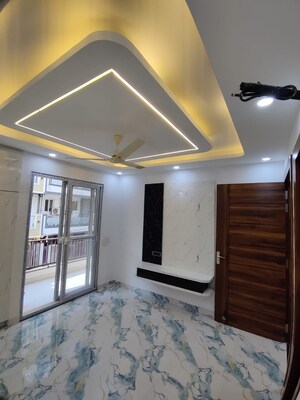 Room in 2 BHK Builder Floor at Gms Road – for Sale