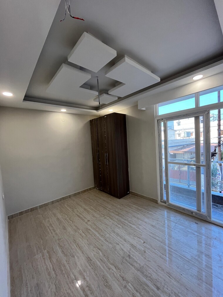 Room, gms road 3 Bedroom 1450 Sq.Ft. Builder Floor In Gms Road Dehradun 9479384