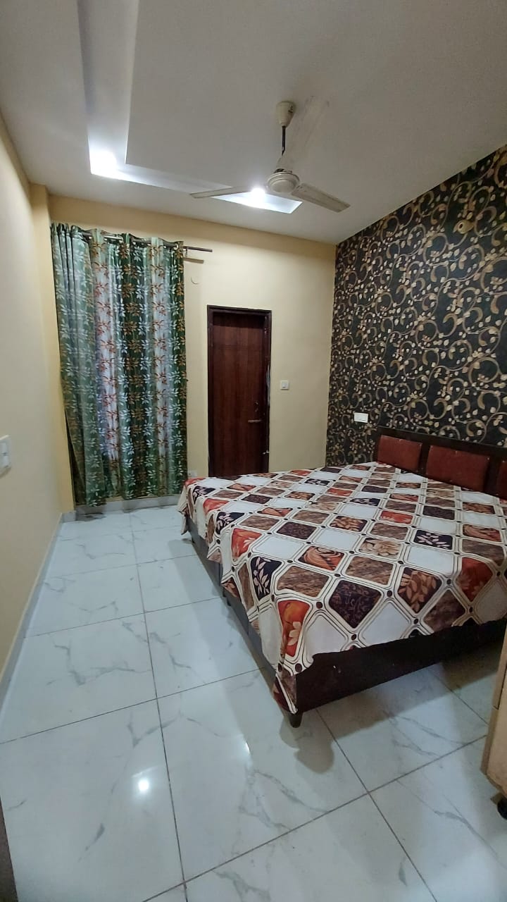 3 BHK + Servant Room Apartment For Sale in Unitech The Close North