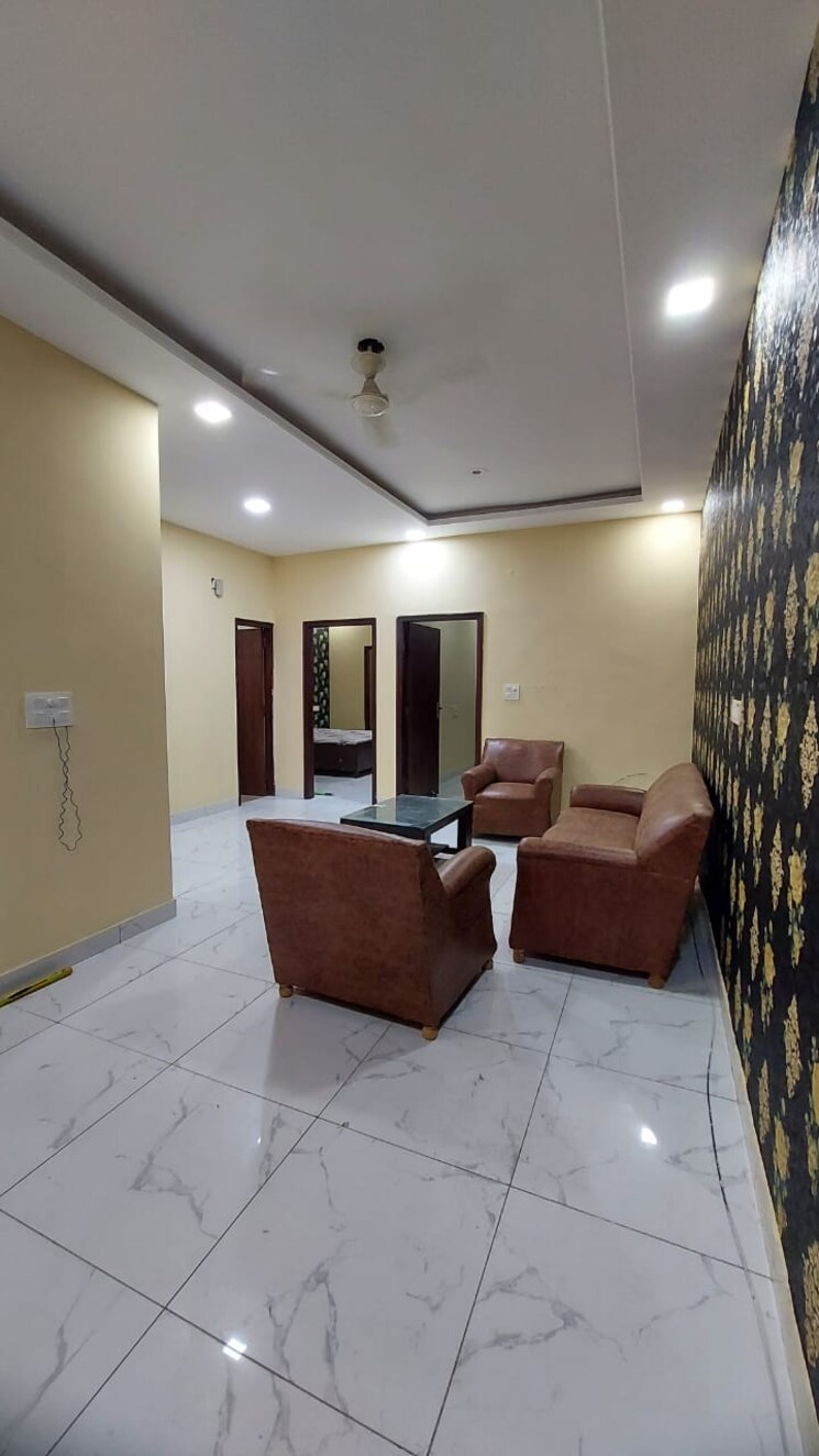 Living Room, unitech-the-close-north 3 Bedroom 2067 Sq.Ft. Apartment In Sector 50 Gurgaon 9479407