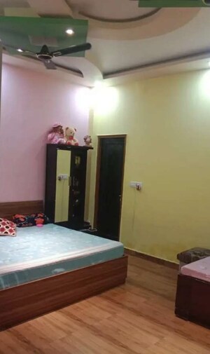 Bedroom in 3 BHK Apartment at Butler Colony – for Rent