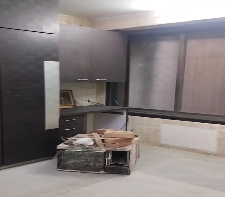 Bedroom, dadar west 3 Bedroom 950 Sq.Ft. Apartment In Dadar West Mumbai 9479427