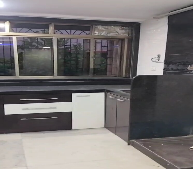 Kitchen, dadar west 3 Bedroom 950 Sq.Ft. Apartment In Dadar West Mumbai 9479427