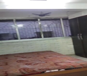 Bedroom in 3 BHK Apartment at Dadar West – for Rent