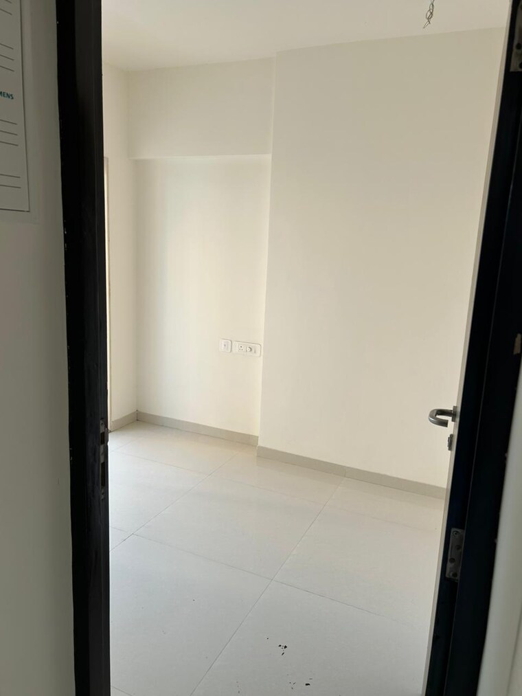 Room, jvm-corner-stone 1 Bedroom 454 Sq.Ft. Apartment In Naupada Thane 9479437