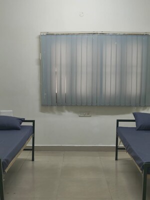 Room in  Pg at Arumbakkam – for Rent