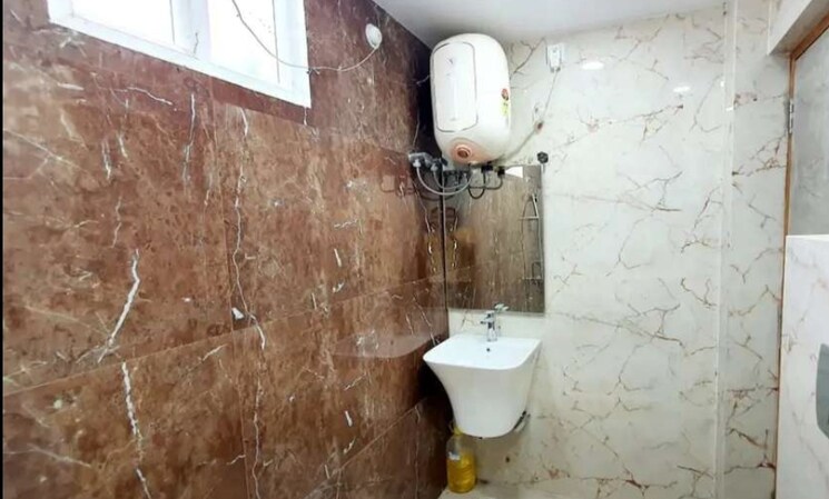Bathroom, hazratganj 3 Bedroom 1750 Sq.Ft. Apartment In Hazratganj Lucknow 9479461