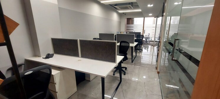 Team Area, satra-plaza Commercial Office Space 1650 Sq.Ft. In Vashi Sector 19d Navi Mumbai 9479447