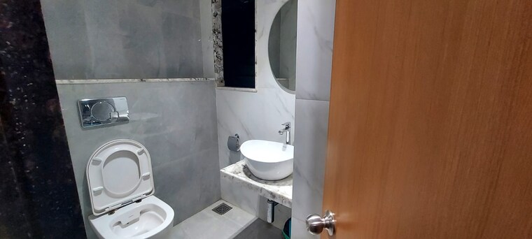 Bathroom, satra-plaza Commercial Office Space 1650 Sq.Ft. In Vashi Sector 19d Navi Mumbai 9479447