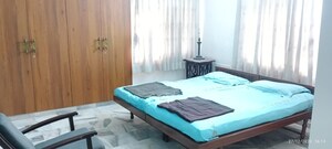Bedroom in 4 BHK Apartment at Race Course Road – for Rent