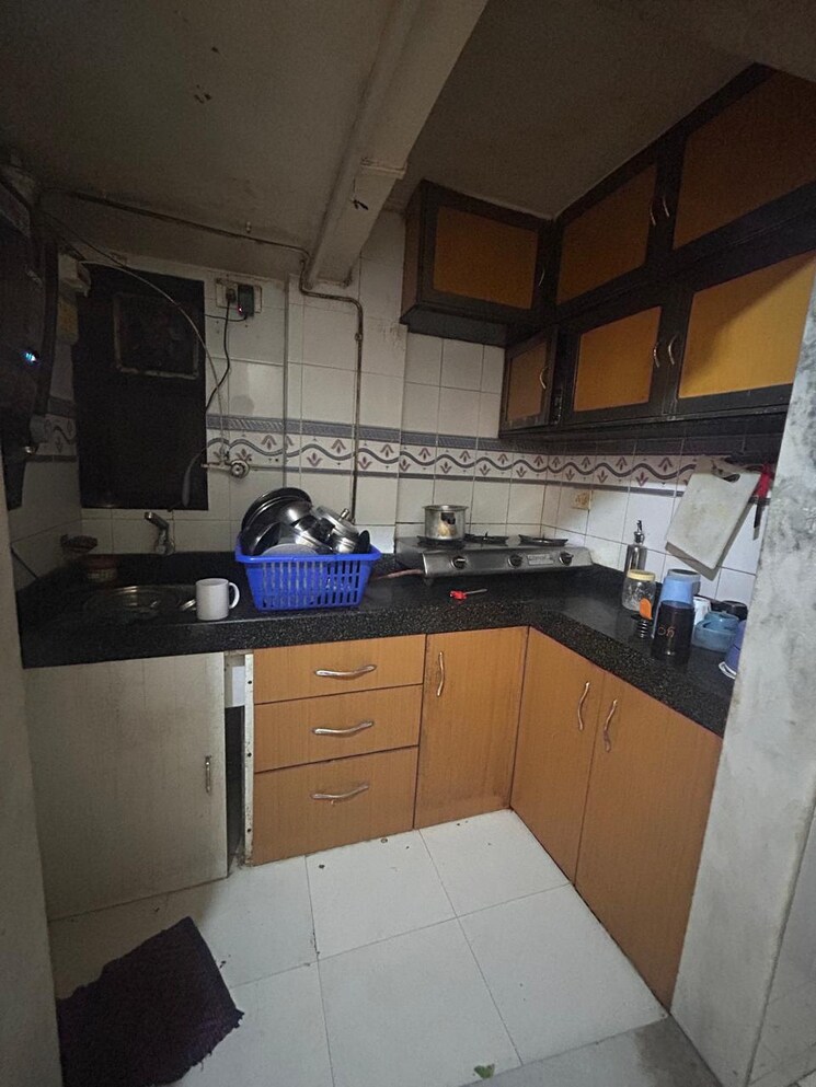 Kitchen, satya-niwas-vile-parle-east 2 Bedroom 750 Sq.Ft. Apartment In Vile Parle East Mumbai 9479488