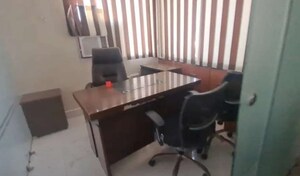  Office Space For Rent in Hazratganj