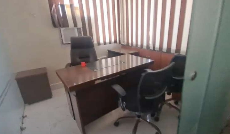 Office Space For Rent in Hazratganj