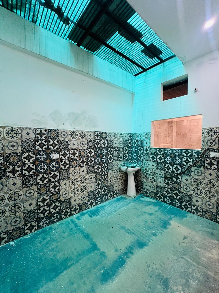 Attached Bathroom, matiyari 2 Bedroom 1000 Sq.Ft. Independent House In Matiyari Lucknow 9479524