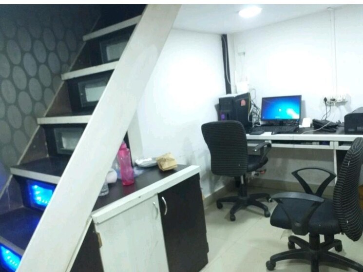 Team Area, haware-fantasia Commercial Office Space 302 Sq.Ft. In Vashi Sector 28 Navi Mumbai 9479535
