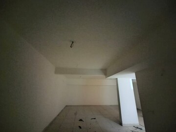 Room in 4 BHK Villa at Godrej Golf Links Evoke, Sector 27 Yamuna Expressway – for Sale