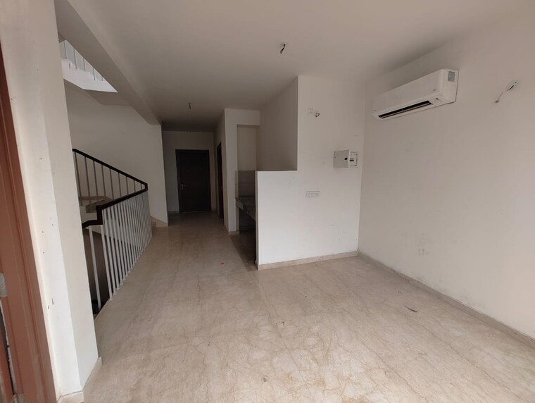 Room, godrej-golf-links-evoke 4 Bedroom 2820 Sq.Ft. Villa In Sector 27 Yamuna Expressway Greater Noida 9479560