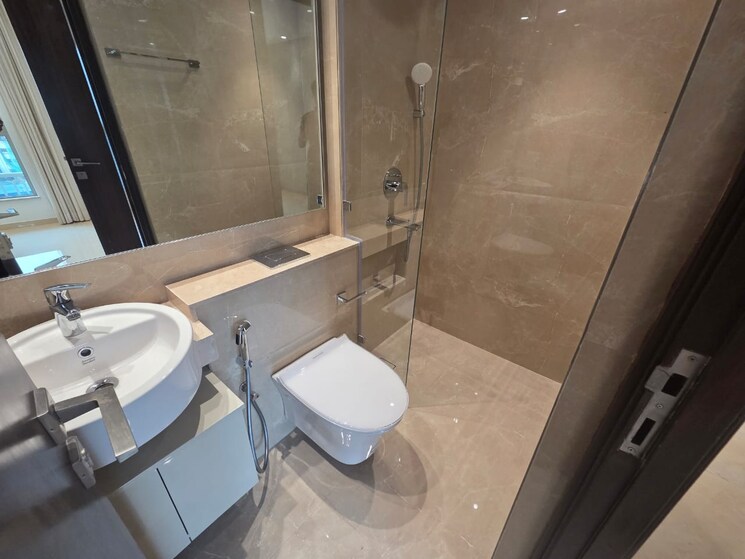 Bathroom, hiranandani-highland 2 Bedroom 789 Sq.Ft. Apartment In Powai Mumbai 9479600