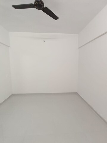 Room in 2 BHK Apartment at Renuka Gloria, Ravet – for Rent