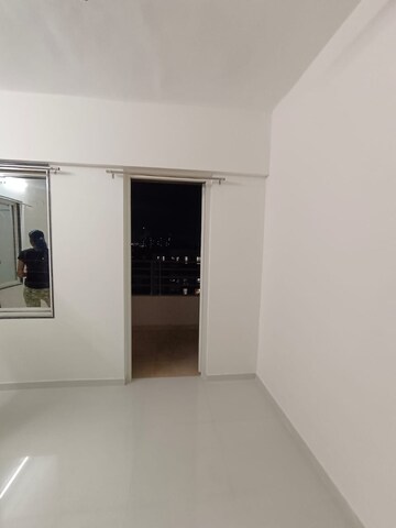 Room in 2 BHK Apartment at Renuka Gloria, Ravet – for Rent