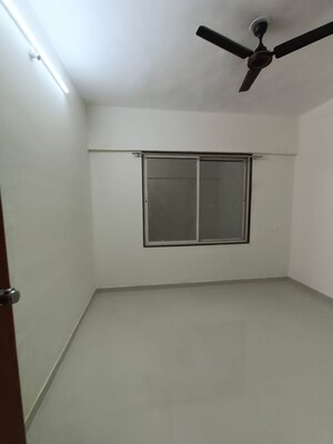 Room in 2 BHK Apartment at Renuka Gloria, Ravet – for Rent