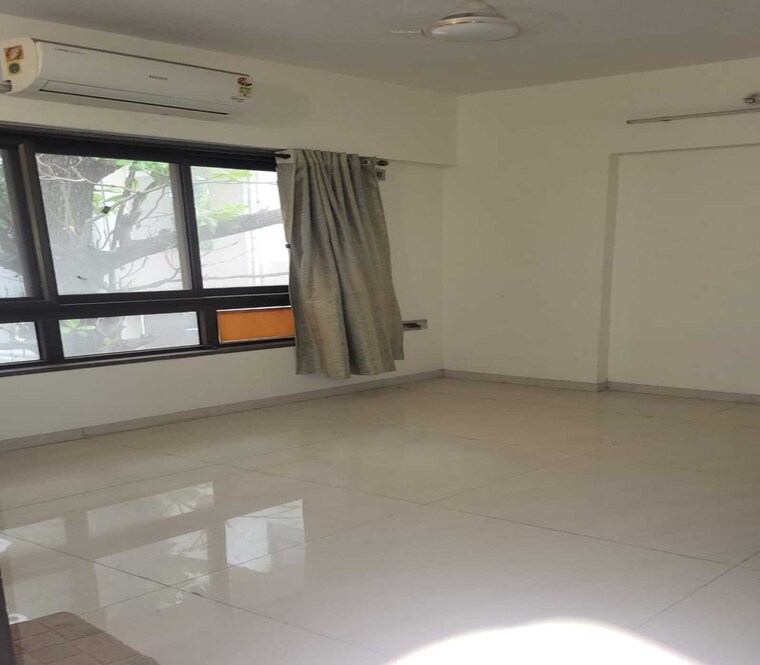 Bedroom, dadar east 2 Bedroom 600 Sq.Ft. Apartment In Dadar East Mumbai 9479626