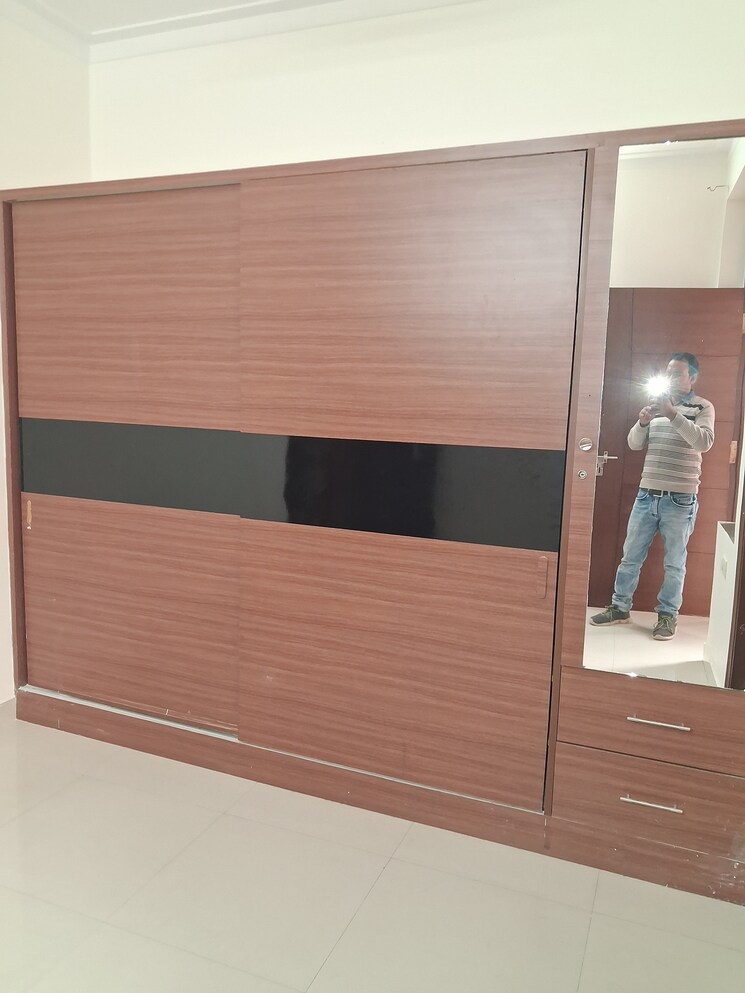 Room, sector 28 2.5 Bedroom 1450 Sq.Ft. Builder Floor In Sector 28 Faridabad 9479650