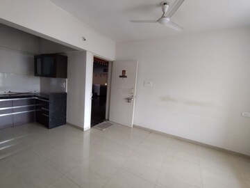 Room in 1 BHK Apartment at Pandit Javdekar Red Earth, Pirangut – for Rent